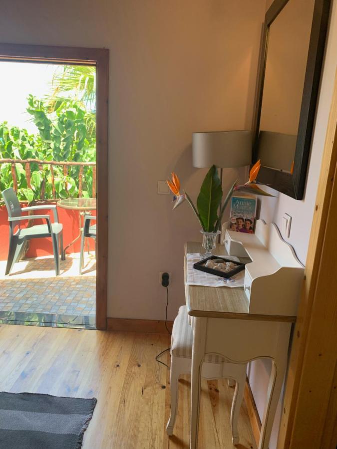 Waves Song - Cottage Porto Moniz Exterior foto